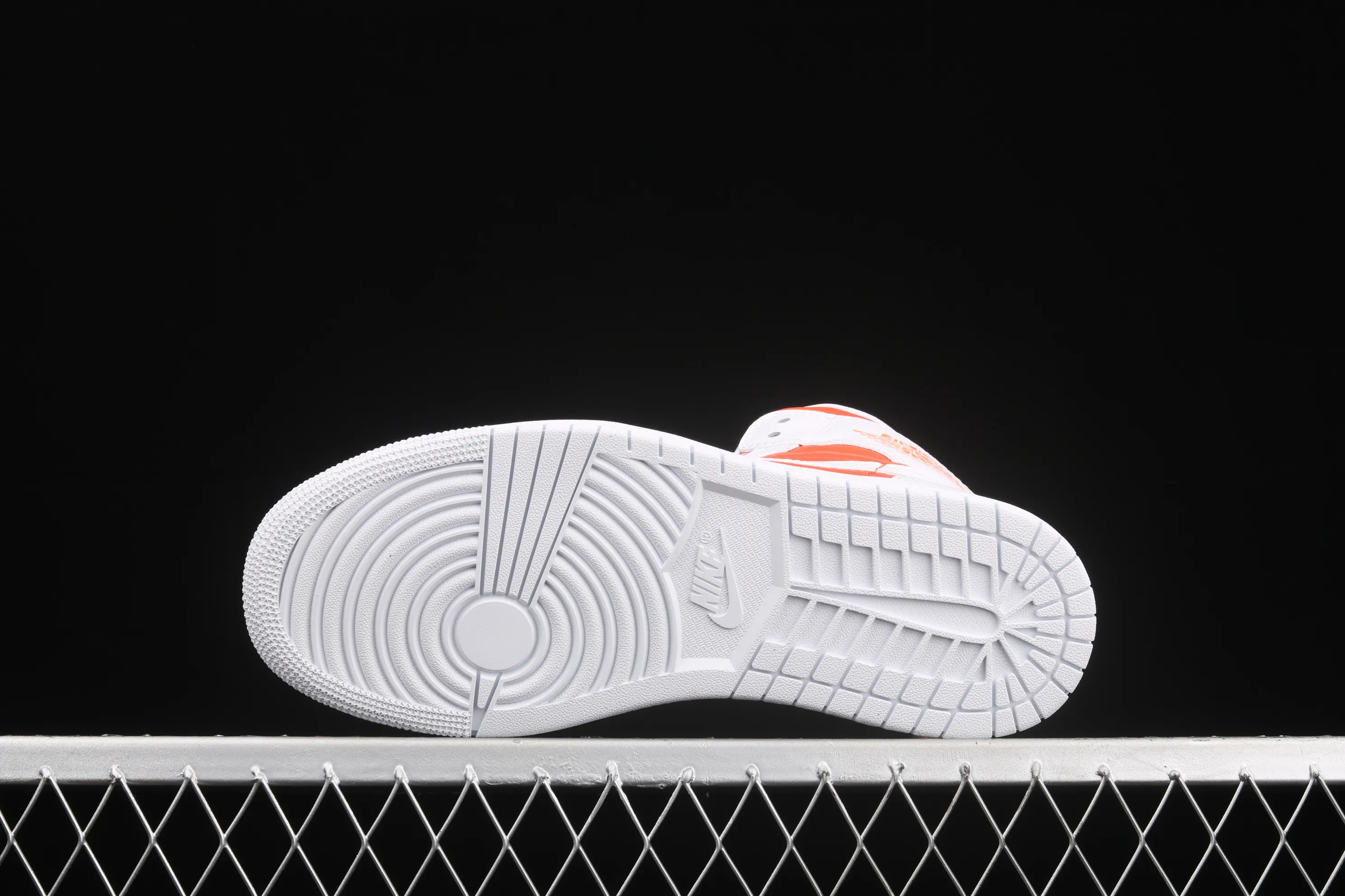 All categories Air Jordan Jordan series basketball shoes Air Jordan 1 Mid G version pure original Air Jordan 1 Mid AJ1 Joe 1 white orange China basketball shoes CZ0774-800